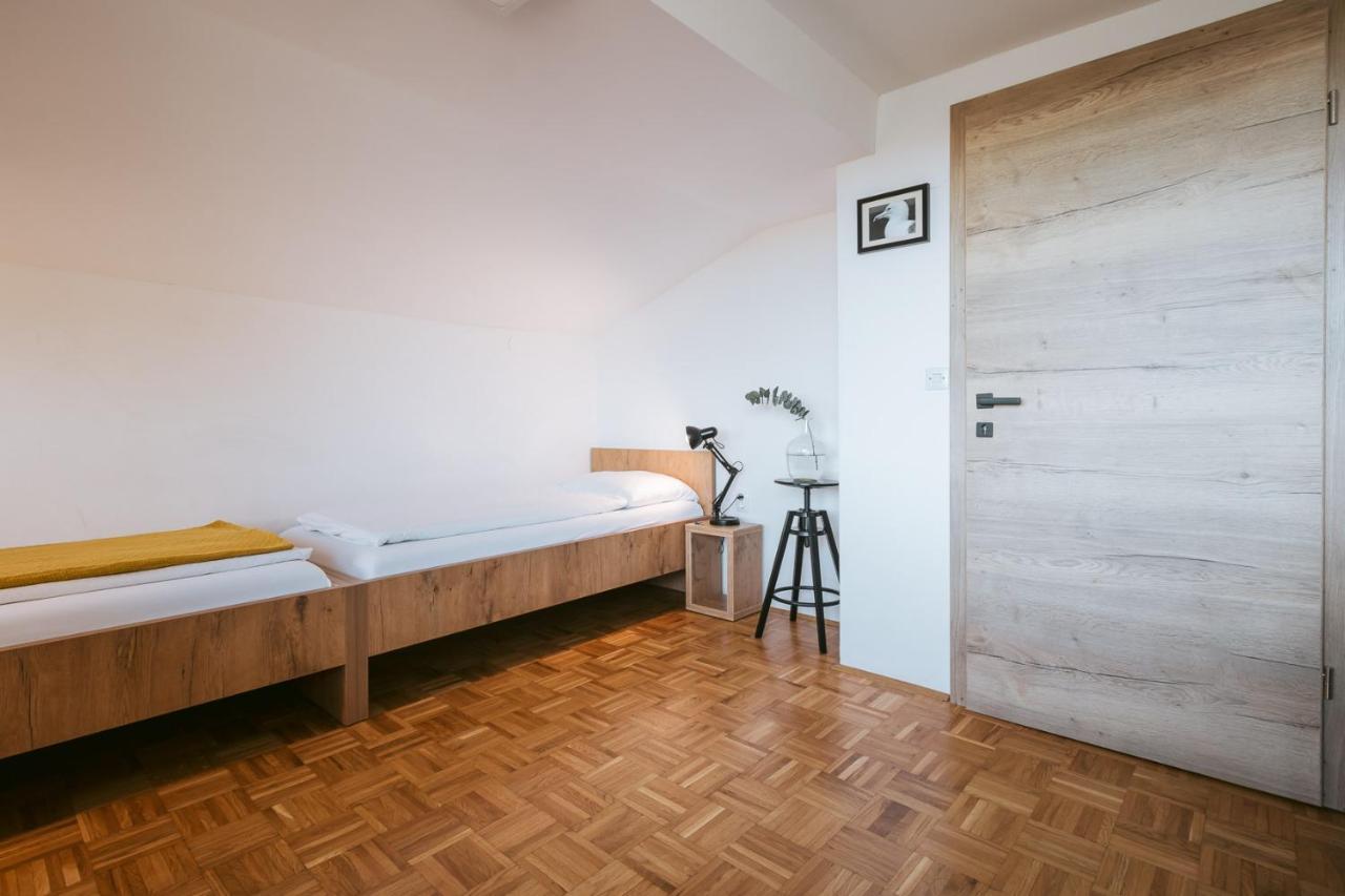 Pri Karlu Rooms & More Maribor Exterior photo