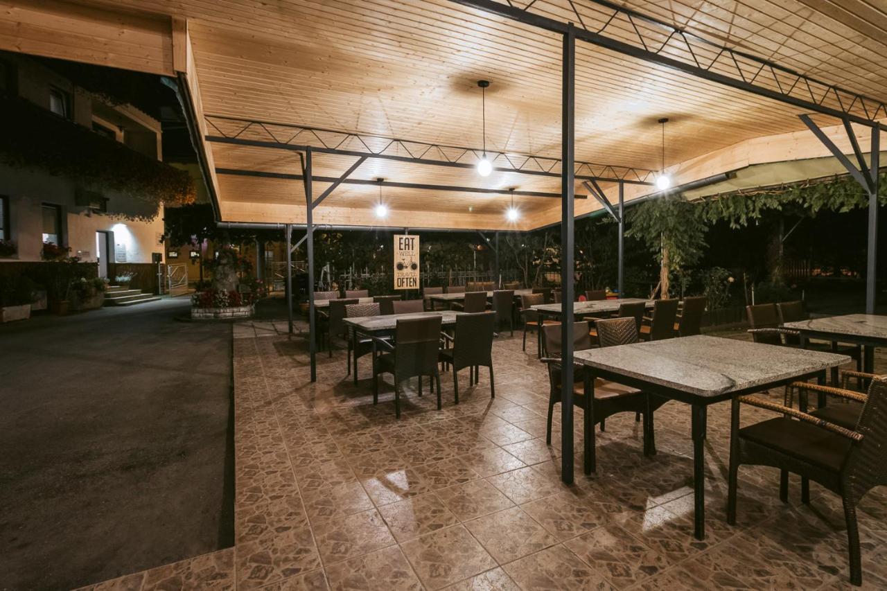Pri Karlu Rooms & More Maribor Exterior photo